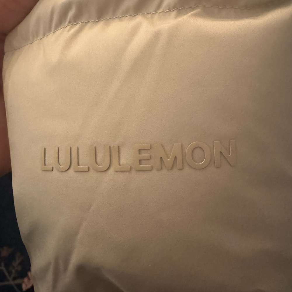 Lululemon Wunder Puff 600-Down-Fill Jacket - Picture 2 of 3